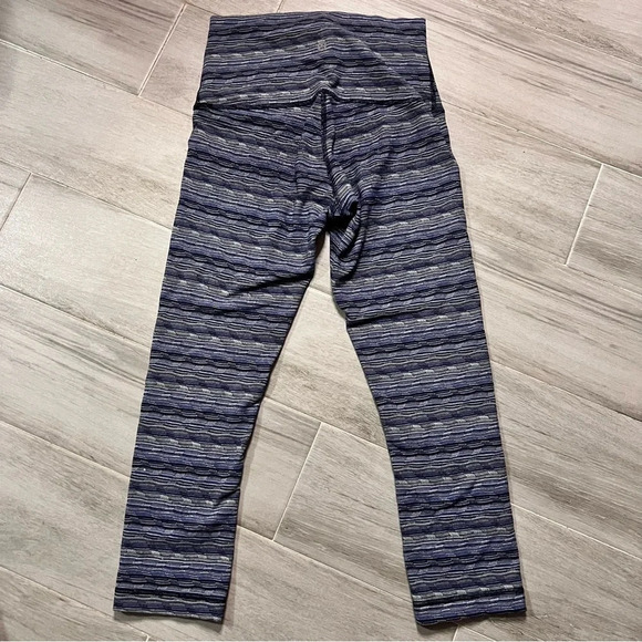 Lululemon Athletica Blue Space Dye Wunder Under Cropped Leggings, Women’s Size 6 - Picture 5 of 7